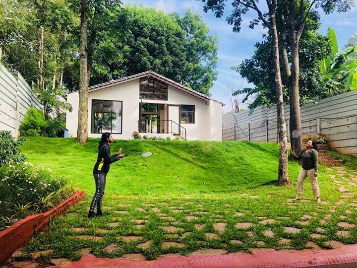 Aakriti Homestay Chikmagalūr Buitenkant foto